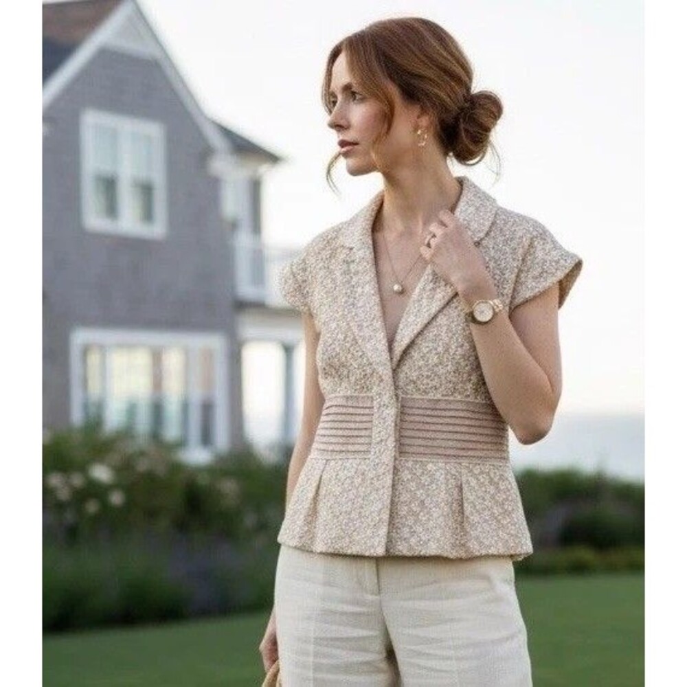 Cynthia Steffe Neutral Tweed Cap-Sleeve Peplum Vest